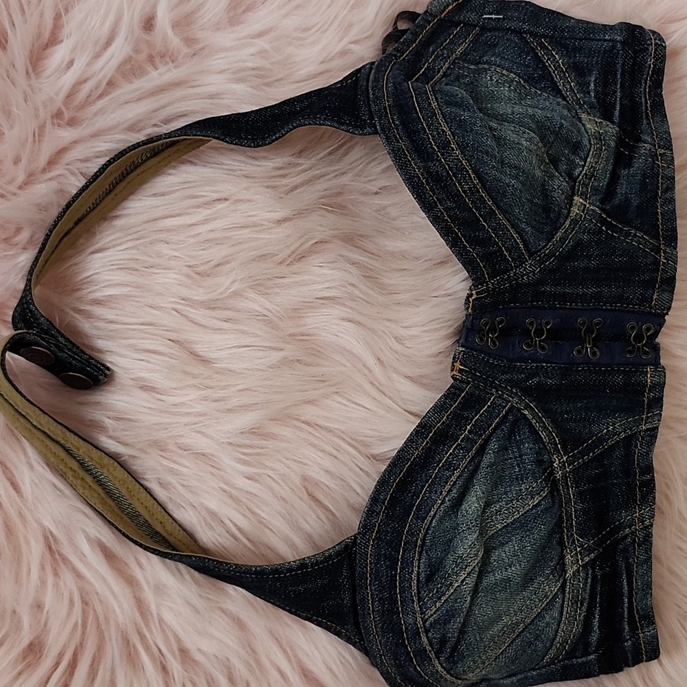 Y2K FIND!! PRE-LOVED GUESS DENIM HALTER BRALETTE TOP-S